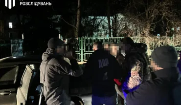 На Одещині ДБР затримало співробітника військкомату та правоохоронця, які торгували «білими квитками» (1)