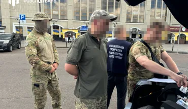 На Донеччині ДБР заблокувало схему переправляння ухилянтів за участі директора благодійного фонду (4)