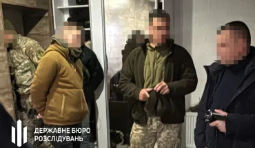 ДБР викрило масштабне розкрадання пального у військовій частині на Рівненщині (1)