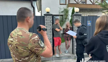 Перед судом постане колишній податківець з Житомирщини, який отримував зарплату нібито перебуваючи на фронті