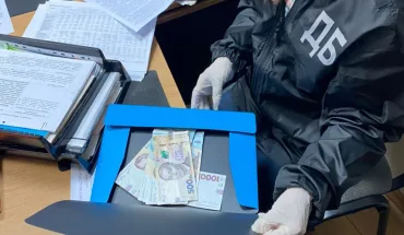 Судитимуть полтавську податківицю, яка вимагала щомісячні «відкати» у підприємця