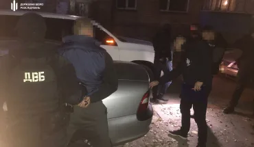 На Київщині поліцейський за гроші відпустив громадянина, який перебував у розшуку