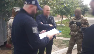 ДБР затримало начальника охорони Нижньодністровського парку, який за гроші дозволяв незаконний вилов риби у заповіднику