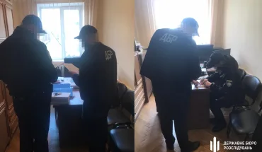 Надягнули на голову пакет та били у службовому авто – ДБР повідомило про підозру трьом патрульним на Волині