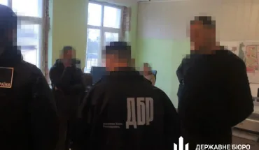 Вимагання 15 000 доларів США – на Львівщині викрито посадовця Архітектурно-планувального бюро