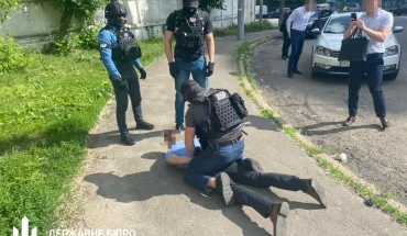 Посадовець Укртрансбезпеки опинився на лаві підсудних за хабарництво