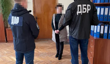 На Вінниччині ДБР затримало на хабарі керівника Тульчинської окружної прокуратури (4)