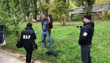 ДБР затримало податківців на Харківщині, які вимагали гроші у підприємства, що спеціалізується на продажі кисню