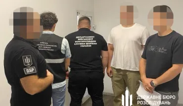 ДБР викрило військових посадовців, які виплачували зарплату відсутньому на роботі працівнику