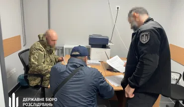 За матеріалами ДБР судитимуть полковника медслужби за незаконну виплату його дружині майже мільйона гривень «бойових»