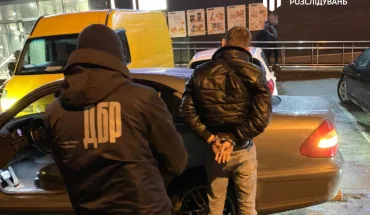 «Полегшення» процедури екстрадиції – на Львівщині ДБР затримало оперуповноваженого поліції