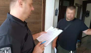 ДБР викрило схему незаконного звільнення військовослужбовців через фіктивне оформлення догляду за родичами (1)