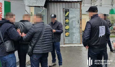 Начальника відділу міграційної служби на Херсонщині судитимуть за хабарництво