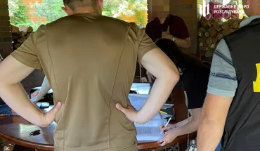 У Дніпрі ДБР викрило привласнення 4,5 млн грн, виділених на утеплення шкіл та дитсадків міста за програмою ЄБРР