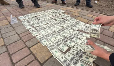 На Одещині ДБР викрило правоохоронця, який за 18 тис. доларів обіцяв перевезти ухилянта через кордон (2)