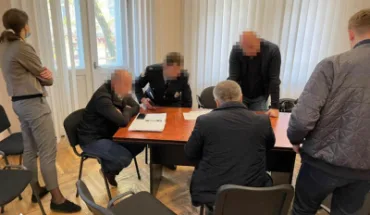 ДБР викрило дві злочинні групи з числа правоохоронців, які налагодили збут наркотиків великими партіями